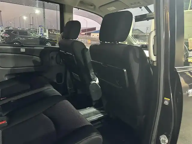 日産 セレナ ハイウェイスター 道北・旭川 2013(平25)年 12.3万km オーロラモーヴ (株)IDOMが運営する【じしゃロン旭川店】の自社ローン専用車両になります。こちらは現金またはオートローンご利用時の価格です。自社ローンご希望の方は別途その旨お申付け下さい/　/・純正ナビ(CD/DVD/BT/SD/フルセグ)/・バックカメラ/・ETC/・クルーズコントロール/・片側パワースライドドア/・アイドリングストップ/・電動格納ウィンカーミラー/・プッシュスタート/・スマートキー1個/・フォグランプ/・現車装着スタッドレスタイヤ 社外AW205/50R17/・取扱説明書