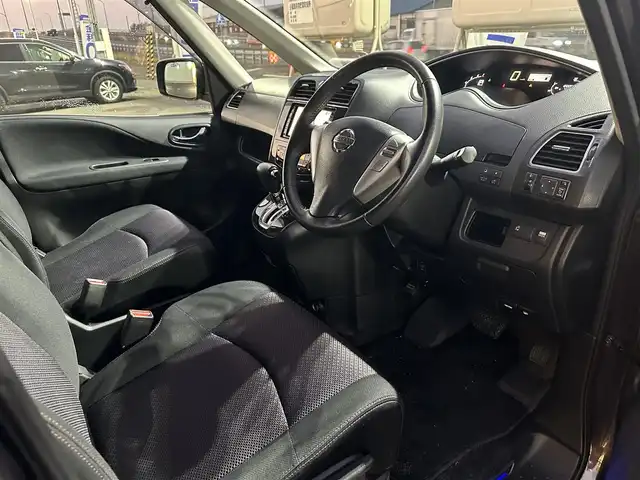 日産 セレナ ハイウェイスター 道北・旭川 2013(平25)年 12.3万km オーロラモーヴ (株)IDOMが運営する【じしゃロン旭川店】の自社ローン専用車両になります。こちらは現金またはオートローンご利用時の価格です。自社ローンご希望の方は別途その旨お申付け下さい/　/・純正ナビ(CD/DVD/BT/SD/フルセグ)/・バックカメラ/・ETC/・クルーズコントロール/・片側パワースライドドア/・アイドリングストップ/・電動格納ウィンカーミラー/・プッシュスタート/・スマートキー1個/・フォグランプ/・現車装着スタッドレスタイヤ 社外AW205/50R17/・取扱説明書