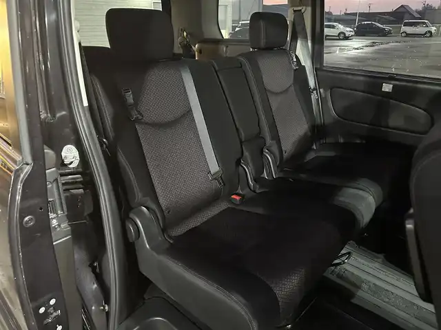 日産 セレナ ハイウェイスター 道北・旭川 2013(平25)年 12.3万km オーロラモーヴ (株)IDOMが運営する【じしゃロン旭川店】の自社ローン専用車両になります。こちらは現金またはオートローンご利用時の価格です。自社ローンご希望の方は別途その旨お申付け下さい/　/・純正ナビ(CD/DVD/BT/SD/フルセグ)/・バックカメラ/・ETC/・クルーズコントロール/・片側パワースライドドア/・アイドリングストップ/・電動格納ウィンカーミラー/・プッシュスタート/・スマートキー1個/・フォグランプ/・現車装着スタッドレスタイヤ 社外AW205/50R17/・取扱説明書