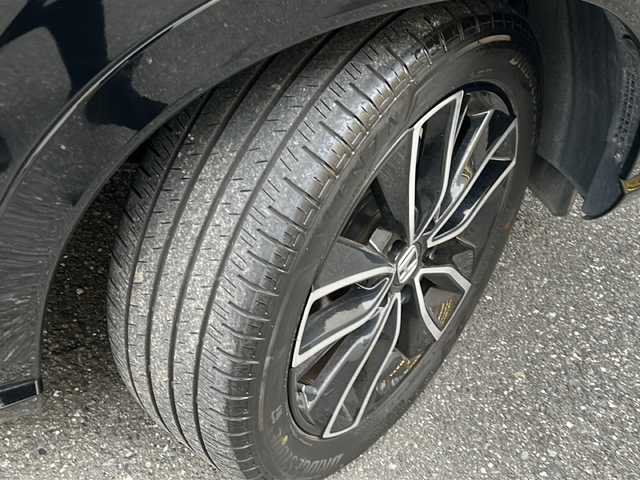 ホンダ ヴェゼル ハイブリッド e:HEV Z 埼玉県 2023(令5)年 2.3万km クリスタルブラックパール 登録時22818km/ワンオーナー/純正ナビ/フルセグ/BT/USB/アラウンドビューモニター/ビルトインETC2.0/前後ドライブレコーダー/衝突被害軽減ブレーキ/路外逸脱抑制機能/踏み間違い衝突軽減システム/ヒルディセントコントロール/レーダークルーズコントロール/パドルシフト/ハーフレザーシート/前席シートヒーター/革巻きハンドル/ステアリングリモコン/ステアリングヒーター/パワーバックドア/パーキングセンサーシステム/プッシュスタート/置くだけ充電/電動格納ミラー/ウィンカーミラー/オートライト/横滑り防止装置/純正フロアマット/純正18インチアルミホイール/LEDヘッドライト/フォグランプ/リアスポイラー/ドアバイザー/スマートキー×2/保証書/取説