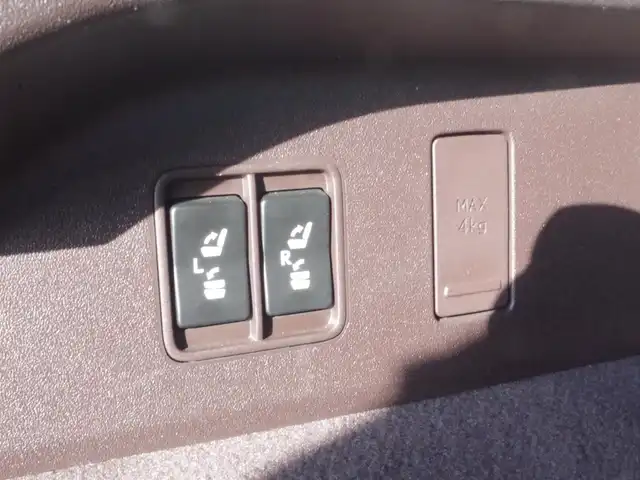 レクサス ＲＸ 450hL 岩手県 2019(平31)年 4.4万km グラファイトブラックガラスフレーク ワンオーナー/レクサスセーフティプラス/PCS/LKA/BSM/RCTA/ヘッドアップD/純正ナビ/フルセグTV/パノラマビューモニター/インテリジェントクリアランスソナー/ブラウンレザーシート/パワーシート/シートヒーター/エアシート/三眼LEDライト/パワーバックドア/DSRC/前後ドラレコ