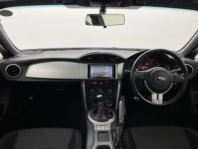スバル ＢＲＺ S 群馬県 2013(平25)年 5.7万km ギャラクシーブルーシリカ carrozzeria7インチナビ/・AM/FM/CD/DVD/SD/Bluetooth/フルセグTV/＝＝＝＝＝/カロッツェリア７インチナビ　バックカメラ　ＥＴＣ　プッシュスタート　スマートキー　ＭＴ付きＡＴ　パドルシフト　純正１７インチアルミホイール　革巻きステアリング　オートエアコン　電動格納ミラー　禁煙車