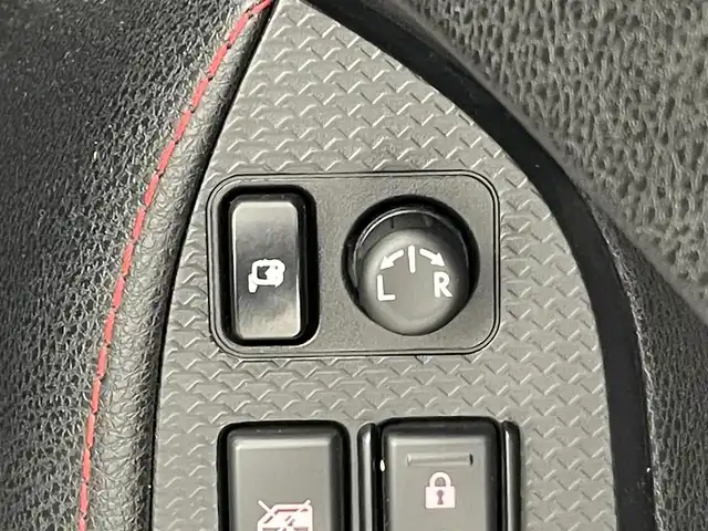 スバル ＢＲＺ S 群馬県 2013(平25)年 5.7万km ギャラクシーブルーシリカ carrozzeria7インチナビ/・AM/FM/CD/DVD/SD/Bluetooth/フルセグTV/＝＝＝＝＝/カロッツェリア７インチナビ　バックカメラ　ＥＴＣ　プッシュスタート　スマートキー　ＭＴ付きＡＴ　パドルシフト　純正１７インチアルミホイール　革巻きステアリング　オートエアコン　電動格納ミラー　禁煙車