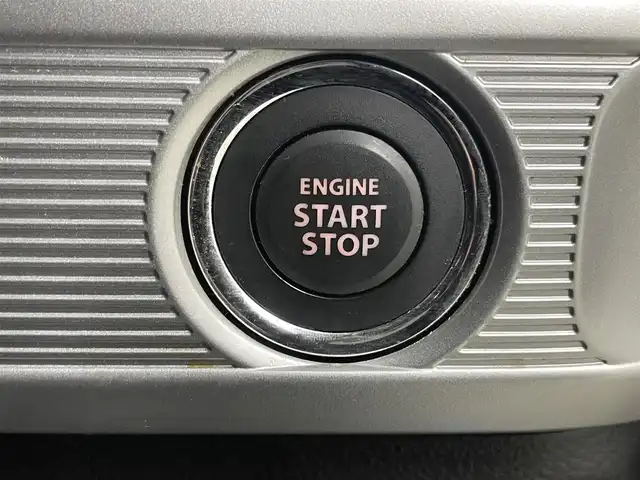 スズキ スペーシア ギア HYBRID XZターボ 埼玉県 2019(平31)年 3.2万km ブリスクブルーメタリック/ガンメタリック2トーンルーフ スズキセーフティサポート/　デュアルセンサーブレーキサポート/　車線逸脱警報/　ふらつき警報/　先行車発進お知らせ機能/社外メモリナビ（KXM-E503W）/　DTV CD DVD BT USB/両側パワースライドドア/バックカメラ/前席シートヒーター/ルーフレール/リヤサーキュレーター/ロールサンシェード/ESP（横滑り防止装置）/アイドリングストップ/エンジンスタートボタン/スマートキー/純正LEDライト＆フォグランプ/オートライト