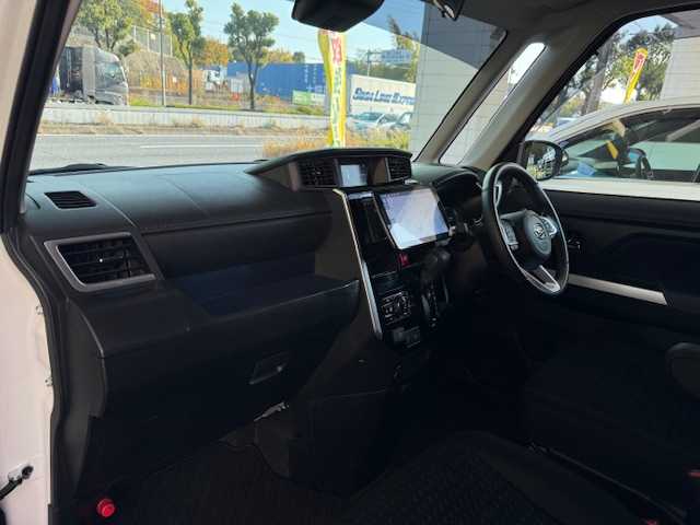 ダイハツ トール カスタムG ターボ 大阪府 2023(令5)年 2.2万km ブラックマイカメタリック/パールホワイトⅢ 2トーン /禁煙車//社外SDナビ/CN-F109GD//Bluetooth/CD/DVD/USB/iPod//フルセグテレビ//全方位カメラ・バックカメラ//アダクティブクルーズコントロール//両側パワースライドドア//純正フロアマット//社外15インチアルミホイール//ETC//前後コーナーセンサー//サンシェード//ドアバイザー//LEDヘッドライト//スペアキー×1