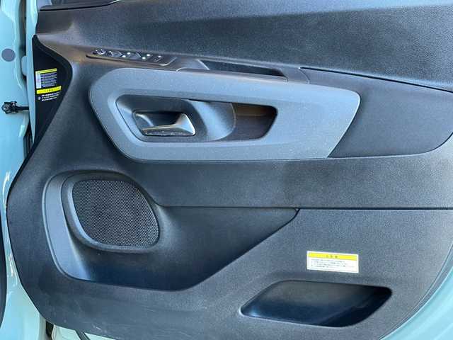 シトロエン ベルランゴ フィール 愛知県 2021(令3)年 5.3万km 緑 ナビ/フルセグTV/純正ディスプレイオーディオ/サイドカメラ/バックカメラ/AppleCarPlay/Bluetooth/アクティブクルーズコントロール/ブラインドスポットアシスト/レーンキープアシスト/スマートキー/Fフォグ/ETC