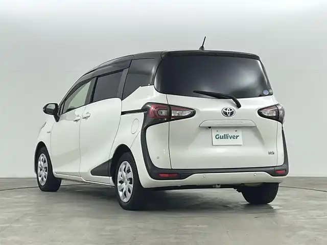 トヨタ シエンタ ハイブリッド G クエロ 福島県 2018(平30)年 4.1万km ヴィンテージブラウンパールクリスタルシャイン/ホワイトパールクリスタルシャイン トヨタセーフティセンス　/・衝突軽減ブレーキ　/・車線逸脱警報装置　/・オートハイビーム　/クリアランスソナー/純正９インチナビゲーション　/・型式：NSZT-Y68T/・TV/BT/CD/DVD/AM・FM/HDMI/・バックカメラ/・ETC/クルーズコントロール/前後ドライブレコーダー/両側パワースライドドア/革巻きステアリング/・ステアリングスイッチ/・ステアリングヒーター/シートヒーター/プッシュスタート/・スマートキー/LEDライト/・フォグライト/・オートライト/フロアマット/純正ドアバイザー/電装格納ミラー