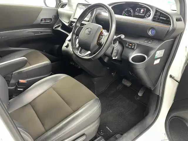 トヨタ シエンタ ハイブリッド G クエロ 福島県 2018(平30)年 4.1万km ヴィンテージブラウンパールクリスタルシャイン/ホワイトパールクリスタルシャイン トヨタセーフティセンス　/・衝突軽減ブレーキ　/・車線逸脱警報装置　/・オートハイビーム　/クリアランスソナー/純正９インチナビゲーション　/・型式：NSZT-Y68T/・TV/BT/CD/DVD/AM・FM/HDMI/・バックカメラ/・ETC/クルーズコントロール/前後ドライブレコーダー/両側パワースライドドア/革巻きステアリング/・ステアリングスイッチ/・ステアリングヒーター/シートヒーター/プッシュスタート/・スマートキー/LEDライト/・フォグライト/・オートライト/フロアマット/純正ドアバイザー/電装格納ミラー