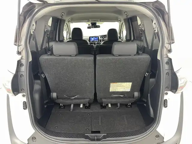 トヨタ シエンタ ハイブリッド G クエロ 福島県 2018(平30)年 4.1万km ヴィンテージブラウンパールクリスタルシャイン/ホワイトパールクリスタルシャイン トヨタセーフティセンス　/・衝突軽減ブレーキ　/・車線逸脱警報装置　/・オートハイビーム　/クリアランスソナー/純正９インチナビゲーション　/・型式：NSZT-Y68T/・TV/BT/CD/DVD/AM・FM/HDMI/・バックカメラ/・ETC/クルーズコントロール/前後ドライブレコーダー/両側パワースライドドア/革巻きステアリング/・ステアリングスイッチ/・ステアリングヒーター/シートヒーター/プッシュスタート/・スマートキー/LEDライト/・フォグライト/・オートライト/フロアマット/純正ドアバイザー/電装格納ミラー