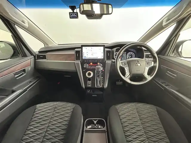 三菱 デリカＤ：５ P 道央・札幌 2022(令4)年 5万km アメジストブラック 純正１０型ナビ/全方位カメラ/前後ドラレコ/ＥＴＣ/ＡＣＣ/衝突軽減ブレーキ　/レーンキープ/ＢＳＭ/パドルシフト/パワーバックドア/両側電動スライドドア/電動サイドステップ/ステアリングヒーター/シートヒーター/ＬＥＤヘッドライト/フロントフォグランプ/オートライト/オートハイビーム/純正１８インチアルミホイール/ドアバイザー/純正フロアマット