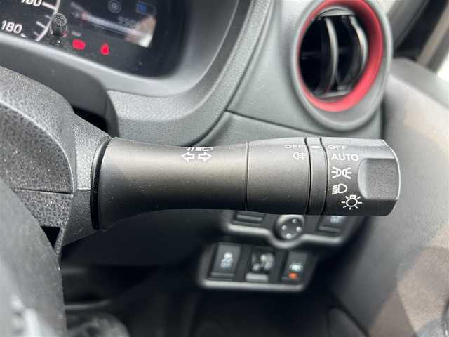 日産 ノート e－パワー ニスモ 和歌山県 2018(平30)年 9.5万km スーパーブラック (株)IDOMが運営する【じしゃロン和歌山店】の自社ローン専用車両になります。こちらは現金またはオートローンご利用時の価格です。自社ローンご希望の方は別途その旨お申付け下さい/純正7インチナビ/フルセグTV/インテリジェントアラウンドビューモニター/バックカメラ/インテリジェントエマージェンシーブレーキ/レーンキープアシスト/踏み間違え防止アシスト/デジタルインナーミラー/純正フロアマット/前後コーナーセンサー/オートライト/ヘッドライトレベライザー/ハロゲンヘッドライト/フォグランプ/ヒーテッドドアミラー/純正16インチアルミホイール/純正前方ドライブレコーダー/社外ETC