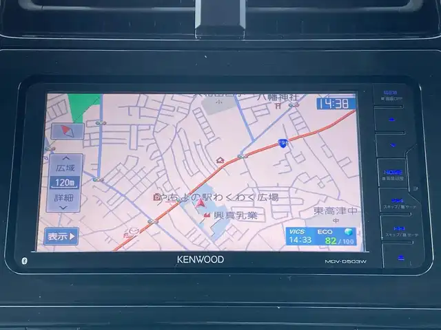 トヨタ プリウス Sセーフティプラス 千葉県 2016(平28)年 7.9万km ホワイトパールクリスタルシャイン 社外メモリナビ/(フルセグTV／BT／CD／DVD／FM／AM)/サンルーフ/バックカメラ/衝突被害軽減システム/車線逸脱警報/クルーズコントロール/レザーシート/横滑り防止装置/ETC/LEDヘッドライト/フォグランプ/オートライト/ウィンカーミラー/電動格納ミラー/シートリフター/プッシュスタート/スマートキー/フロアマット/ドアバイザー