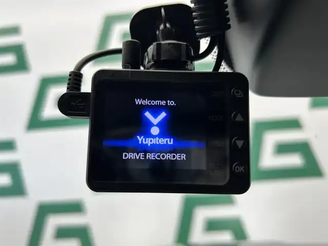 クライスラー・ジープ ジープ レネゲード リミテッド 鹿児島県 2022(令4)年 3.1万km 黒 純正メーカーオプションナビ　/フルセグＴＶ　/Ｂｌｕｅｔｏｏｔｈ　/バックカメラ　/電動パーキングブレーキ　/パワーシート　/オールオートウィンドウ　/フロントフォグライト　/純正ラゲッジラバーマット　/ＥＴＣ/禁煙車