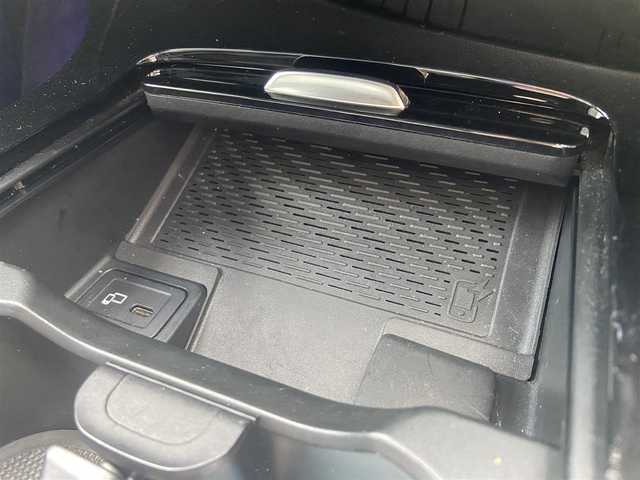 メルセデス・ベンツ ＣＬＡ２００ｄ AMGライン 栃木県 2019(令1)年 3.8万km ポーラホワイト スライディグルーフ/AMGレザーエクスクルーシブパッケージ/アドバンスドパッケージ/ナビゲーションパッケージ/レーダーセーフティパッケージ/HUD/全方位カメラ/アンビエントライト/純正ナビ/フルセグ /パワーシート/シートヒーター/黒革/ETC/LED/純正18インチAW/純正ドラレコ前後
