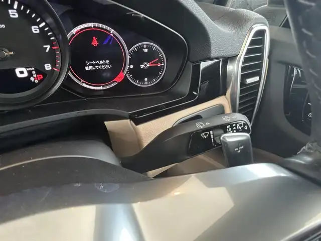 ポルシェ カイエン 茨城県 2019(令1)年 5.5万km 紺 純正ナビ/（AM.FM.BT.USB）/全周囲カメラ/ETC2.0/ドラレコ/ベージュ革シート/ACC/BSM/D/N席パワーシート/D/N席シートヒーター/パワーバックドア/コーナーセンサー/純正21インチAW/パドルシフト