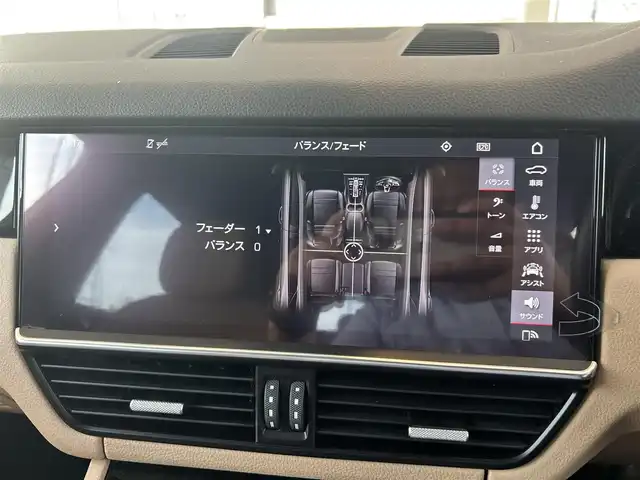 ポルシェ カイエン 茨城県 2019(令1)年 5.5万km 紺 純正ナビ/（AM.FM.BT.USB）/全周囲カメラ/ETC2.0/ドラレコ/ベージュ革シート/ACC/BSM/D/N席パワーシート/D/N席シートヒーター/パワーバックドア/コーナーセンサー/純正21インチAW/パドルシフト
