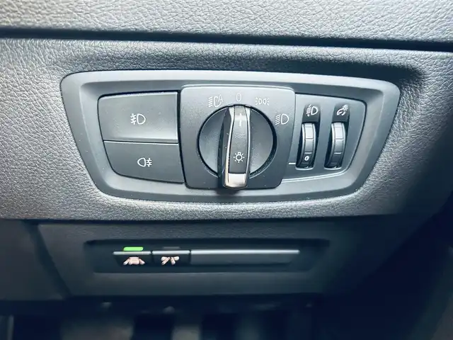 ＢＭＷ １１８ｄ Mスポーツ エディションシャドー 大阪府 2018(平30)年 4万km 白 インテリジェントセーフティ/黒革/パワーシート/Dシートメモリ/シートヒーター/純正ナビ/バックカメラ/ACC/純正18インチAW/LEDヘッドライト/クリアランスソナー/ETC/ドラレコ/レーダー探知機