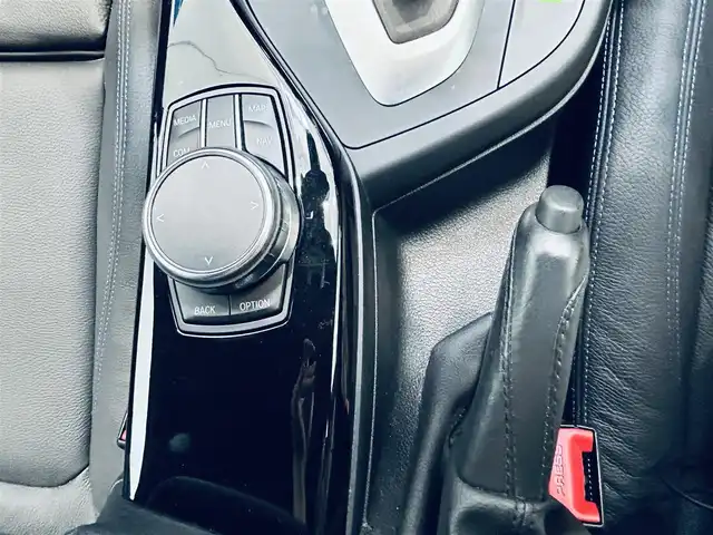 ＢＭＷ １１８ｄ Mスポーツ エディションシャドー 大阪府 2018(平30)年 4万km 白 インテリジェントセーフティ/黒革/パワーシート/Dシートメモリ/シートヒーター/純正ナビ/バックカメラ/ACC/純正18インチAW/LEDヘッドライト/クリアランスソナー/ETC/ドラレコ/レーダー探知機