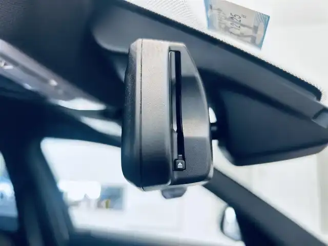 ＢＭＷ １１８ｄ Mスポーツ エディションシャドー 大阪府 2018(平30)年 4万km 白 インテリジェントセーフティ/黒革/パワーシート/Dシートメモリ/シートヒーター/純正ナビ/バックカメラ/ACC/純正18インチAW/LEDヘッドライト/クリアランスソナー/ETC/ドラレコ/レーダー探知機