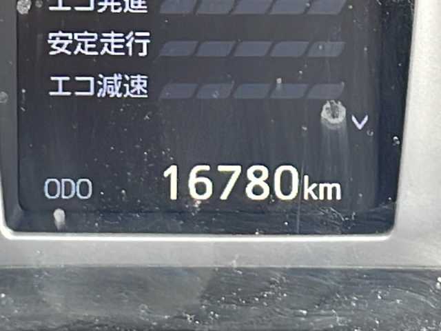 トヨタ ハイラックス Z GRスポーツ 福岡県 2021(令3)年 1.7万km アティチュードブラックマイカ ワンオーナー/純正ナビ（Bluetooth・USB入力端子）/プリクラッシュセーフティー/レーンデパーチャーアラート/レーダークルーズコントロール/クリアランスソナー/ドライブレコーダー前後（TZ-D205W)/全席パワーウィンドウ/センターデフロック/コーナーセンサー/ダウンヒルアシストコントロール/ETC/パワーシート（運転席）/純正フロアマット/純正アルミホイール/横滑り防止装置/衝突被害軽減システム/スペアキー/保証書/取扱説明書