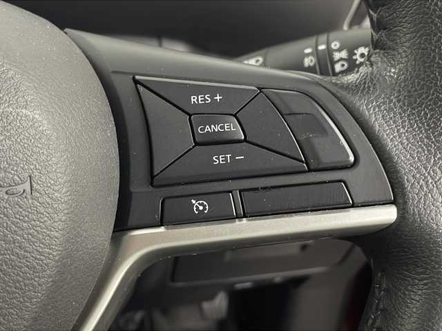 日産 セレナ ハイウェイスター Vセレクション 埼玉県 2017(平29)年 5.1万km マルーンレッド 純正ナビ　/全方位カメラ　/ドライブレコーダー　/両側パワースライドドア　/衝突軽減システム　/ＥＴＣ　/クルーズコントロール　/純正アルミホイール　/純正フロアマット/レーンキープアシスト/オートライト　/フロントフォグランプ　/前後コーナーセンサー/プッシュスタート/スマートキー/アイドリングストップ/ドアバイザー/ロールサンシェード