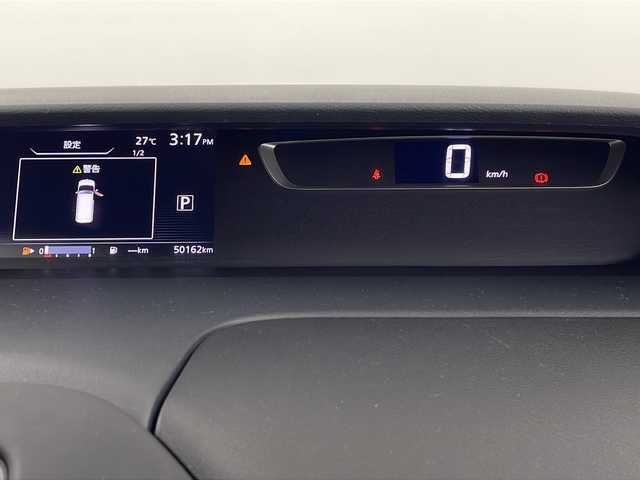日産 セレナ ハイウェイスター Vセレクション 埼玉県 2017(平29)年 5.1万km マルーンレッド 純正ナビ　/全方位カメラ　/ドライブレコーダー　/両側パワースライドドア　/衝突軽減システム　/ＥＴＣ　/クルーズコントロール　/純正アルミホイール　/純正フロアマット/レーンキープアシスト/オートライト　/フロントフォグランプ　/前後コーナーセンサー/プッシュスタート/スマートキー/アイドリングストップ/ドアバイザー/ロールサンシェード