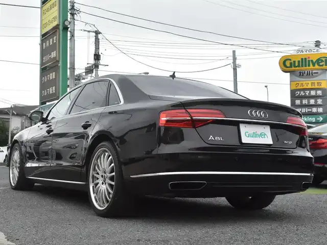 アウディ Ａ８ L 4．0 TFSI クワトロ 神奈川県 2014(平26)年 6.7万km 黒 純正ナビ/全方位カメラ/後席モニター/サンルーフ/レザーシート/パワーシート/エアーシート/シートヒーター/クルーズコントロール/社外２１インチAW/スマートキー/プッシュスタート