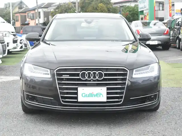 アウディ Ａ８ L 4．0 TFSI クワトロ 神奈川県 2014(平26)年 6.7万km 黒 純正ナビ/全方位カメラ/後席モニター/サンルーフ/レザーシート/パワーシート/エアーシート/シートヒーター/クルーズコントロール/社外２１インチAW/スマートキー/プッシュスタート