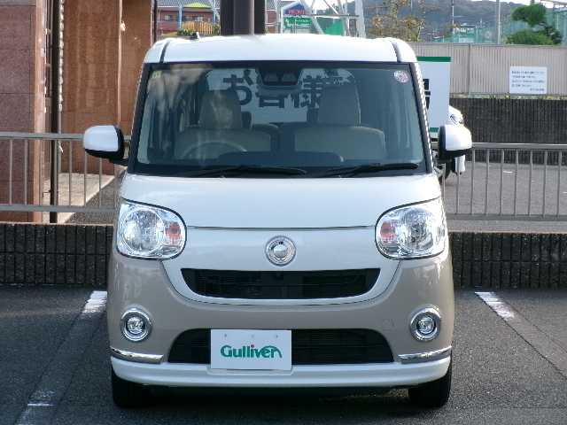 ダイハツ ムーヴ キャンバス X メイクアップ リミテッド SAⅢ 宮崎県 2018(平30)年 6.1万km パールホワイトⅢ/ナチュラルベージュマイカメタリック 2トーン 【 Smart Assist III 】/・衝突回避支援ブレーキ機能/・衝突警報機能（対車両・対歩行者）/・車線逸脱警報機能/・誤発進抑制制御機能/・先行車発進お知らせ機能/・コーナーセンサー（前方・後方）/・オートハイビーム/純正SDナビ/フルセグテレビ/パノラマモニター/フロント・サイド・バックカメラ/Bluetooth/USB/HDMI/DVD再生可能/両側パワースライドドア/ドライブレコーダー/オートライト/ETC/ドライブレコーダー/オートライト/スマートキー2個/純正フロアマット