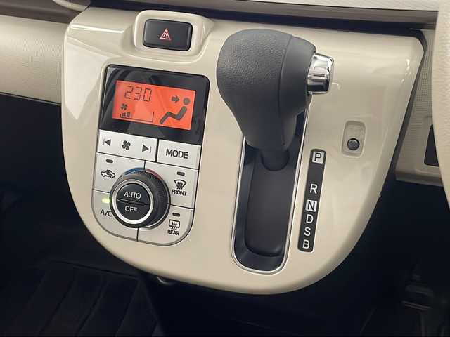 ダイハツ ムーヴ キャンバス X メイクアップ リミテッド SAⅢ 宮崎県 2018(平30)年 6.1万km パールホワイトⅢ/ナチュラルベージュマイカメタリック 2トーン 禁煙車/衝突被害軽減ブレーキ/純正ナビTV/（NSZN-W67D/CD/Bluetooth/フルセグTV)/純正セキュリティアラーム/純正LEDフォグ/純正フロアマット/社外ドライブレコーダー/社外ETC/両側電動スライドドア/オートマチックハイビーム/パノラミックビューモニター/オート電動格納ミラー/オートエアコン/リアプライバシーガラス/スマート/プッシュエンジンスタート/新車時保証書/取扱い説明書