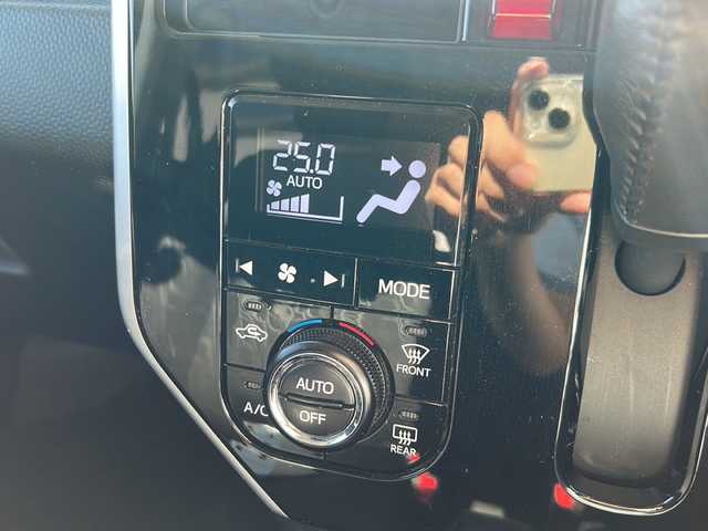 トヨタ ルーミー カスタムG S 富山県 2018(平30)年 4.5万km レーザーブルークリスタルシャイン 両側パワースライドドア/スマートキー×２/純正メモリーナビ(NSZT-Y66T)/DVD/MSV/BT/フルセグＴＶ/ビルトインＥＴＣ/バックカメラ/純正フルエアロ/前席シートヒーター/リモコンエンジンスターター/プッシュスタート/LEDヘッドライト/フォグ/クルーズコントロール/衝突安全ブレーキ/レーンキープアシスト/横滑り防止装置/アイドリングストップ/オートライト/ISOFIX対応/純正15インチAW/保証書・取説・ナビ取説/点検整備記録簿(R7.1/R5.1)