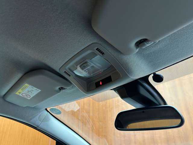 シトロエン Ｃ３ フィール 千葉県 2017(平29)年 2.1万km アーモンドグリーン クルーズコントロール　/ディスプレイオーディオ　/Ｂｌｕｅｔｏｏｔｈ接続　/ブラックドアミラー　/アクティブセーフティブレーキ　/ドライバーアテンションアラート　/ディスタンスアラート　/ＥＴＣ