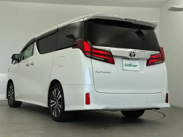 トヨタ アルファード S Cパッケージ 愛知県 2021(令3)年 3.3万km ホワイトパールクリスタルシャイン ワンオーナー/パノラマルーフ/純正ナビ/フリップダウンモニター/バックカメラ/Bluetooth/フルセグTV/トヨタセーフティセンス/衝突被害軽減システム/クルーズコントロール/横滑り防止装置/コーナーセンサー/レーンキープアシスト/オートライト/オートマチックハイビーム/LEDヘッドライト/LEDフォグランプ/両側パワースライドドア/電動リアゲート/ベンチレーション/ステアリングヒーター/シートヒーター/エアシート/パワーシート/キャプテンシート/ドライブレコーダー/ETC/純正AW/プッシュスタート/スマートキー