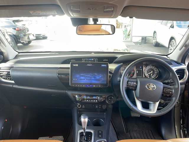 トヨタ ハイラックス Z 京都府 2022(令4)年 2.9万km オキサイドブロンズM ワンオーナー/社外11インチSDナビ/（フルセグTV・CD・DVD・BT）/バックカメラ/左サイドカメラ/レーダークルーズコントロール/衝突軽減システム/レーンキープアシスト/コーナーセンサー前後/社外17インチAW/LEDヘッドライト/ETC2.0/スペアキー有/保証書/取扱説明書