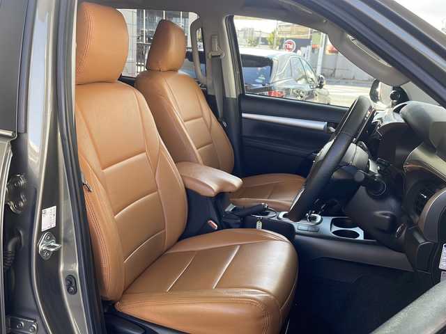 トヨタ ハイラックス Z 京都府 2022(令4)年 2.9万km オキサイドブロンズM ワンオーナー/社外11インチSDナビ/（フルセグTV・CD・DVD・BT）/バックカメラ/左サイドカメラ/レーダークルーズコントロール/衝突軽減システム/レーンキープアシスト/コーナーセンサー前後/社外17インチAW/LEDヘッドライト/ETC2.0/スペアキー有/保証書/取扱説明書