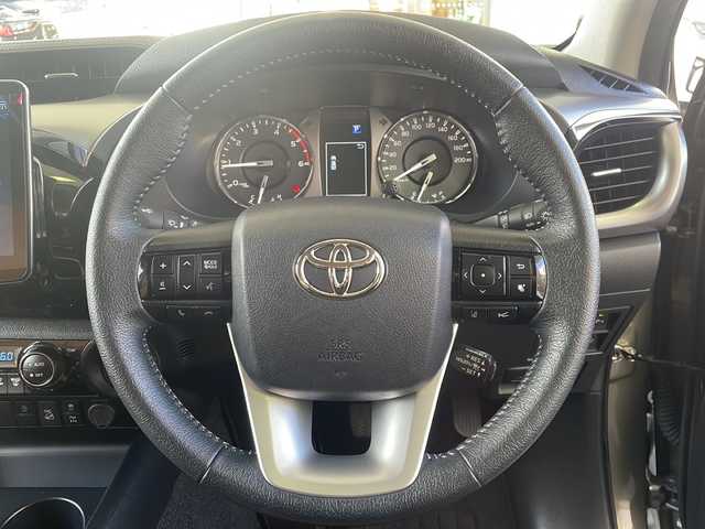 トヨタ ハイラックス Z 京都府 2022(令4)年 2.9万km オキサイドブロンズM ワンオーナー/社外11インチSDナビ/（フルセグTV・CD・DVD・BT）/バックカメラ/左サイドカメラ/レーダークルーズコントロール/衝突軽減システム/レーンキープアシスト/コーナーセンサー前後/社外17インチAW/LEDヘッドライト/ETC2.0/スペアキー有/保証書/取扱説明書