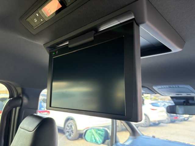 トヨタ ヴォクシー ハイブリッド ZS 煌Ⅲ 大阪府 2021(令3)年 4.4万km イナズマスパーキングブラックガラスフレーク 純正9インチナビ(BT/フルセグ/DVD)/バックカメラ/フリップダウンモニター/衝突被害軽減システム/クルーズコントロール/レーンキープアシスト/コーナーセンサー/両側パワースライドドア/ハーフレザーシート/シートヒーター/ETC/LEDヘッドライト/オートライト/オートマチックハイビーム/ドライブレコーダー/社外フロアマット/社外アルミホイール/スペアキー