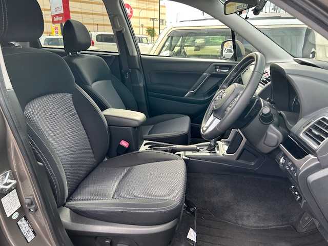 スバル フォレスター 2．0i－L アイサイト アドバン 宮城県 2016(平28)年 5.3万km セピアブロンズM 登録時走行距離５２１７６ｋｍ/レーダクルーズコントロール/純正ナビ/・フルセグ/・Bluetooth/・CD/DVD/全席シートヒーター/パワーシート/レーンキープアシスト/ブラインドスポットモニター/オートライト/パドルシフト/横滑り防止機能/衝突被害軽減機能/ドライブレコーダー/スマートキー/スペアキー　/純正アルミホイール/ヘッドライトレベライザー/純正フロアマット/ウインカーミラー/補助ミラー/ルーフレール/フォグランプ