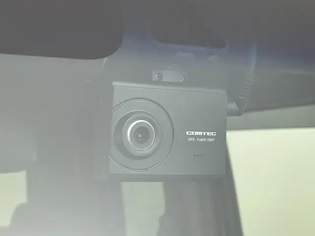 ホンダ Ｎ ＢＯＸ カスタム G L ホンダセンシング 道央・札幌 2019(平31)年 1.5万km クリスタルブラックパール ・ワンオーナー/・４WD/・純正メモリーナビゲーション（VXM-194VFi）/・片側パワースライドドア/・ホンダセンシング/・衝突軽減ブレーキ/・ロードサインアシスト/・先行車発進通知/・横滑り防止装置/・レーンキープアシスト/・レーダ－クルーズコントロール/・後方パーキングソナー/・ビルトインＥＴＣ/・バックカメラ/・社外前方録画ドライブレコーダー/・純正フロアマット/・前席シートヒーター/・LEDヘッドライト/・オートライト/・フロントフォグランプ/・スマートキー/・プッシュスタート/・スペアキー１本/・社外ＡＷ14インチ/・純正ＡＷ14インチ夏タイヤ積込/・保証書あり/・取説あり