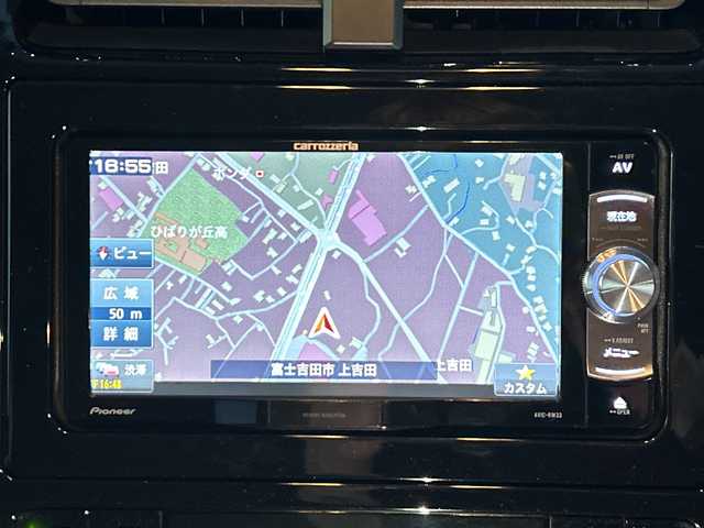 トヨタ プリウス S 山梨県 2016(平28)年 5.6万km アティチュードブラックマイカ 社外ナビ/フルセグ　/スマートキー　/ＬＥＤライト　/フォグランプ　/オートライト　/横滑り防止機能　/衝突軽減ブレーキ　/レーントレーシングアシスト　/レーダークルーズコントロール　/オートマチックハイビーム