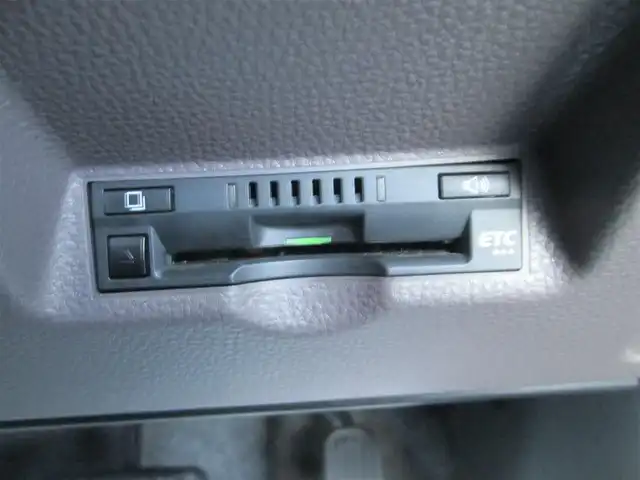 トヨタ ヤリス G 千葉県 2020(令2)年 2.9万km ダークブルーマイカM ワンオーナー/ディスプレイオーディオ/　【USB/BT】/パノラミックビューモニター/LEDヘッドライト/プリクラッシュセーフティ/ロードサインアシスト/レーンディパーチャーアラート/前後ドライブレコーダー/前席シートヒーター/純正ビルトインETC/オートハイビーム/スマートキー/整備記録簿(R3/R4/R5/R7)