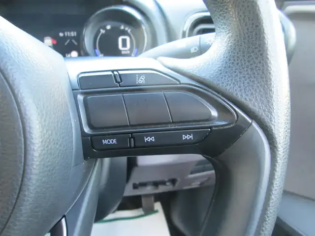 トヨタ ヤリス G 千葉県 2020(令2)年 2.9万km ダークブルーマイカM ワンオーナー/ディスプレイオーディオ/　【USB/BT】/パノラミックビューモニター/LEDヘッドライト/プリクラッシュセーフティ/ロードサインアシスト/レーンディパーチャーアラート/前後ドライブレコーダー/前席シートヒーター/純正ビルトインETC/オートハイビーム/スマートキー/整備記録簿(R3/R4/R5/R7)