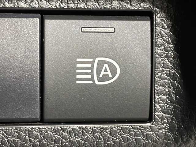 トヨタ ＲＡＶ４ アドベンチャー オフロードPKG 広島県 2021(令3)年 4.9万km スーパーホワイトⅡ ALPINE９型ナビ　/レーダークルーズコントロール　/バックカメラ　/フルセグ　/シートヒーター　/エアシート　/パワーシート　/レーンキープアシスト　/オートハイビーム　/衝突軽減ブレーキ　/ステアリングヒーター/純正18インチアルミホイール(225/60/R18)/エアバック（運転席/助手席/サイド/カーテン）