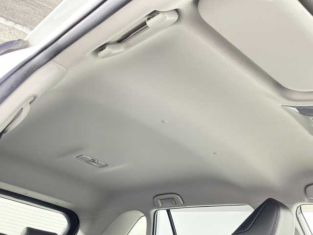 トヨタ ＲＡＶ４ アドベンチャー オフロードPKG 広島県 2021(令3)年 4.9万km スーパーホワイトⅡ ALPINE９型ナビ　/レーダークルーズコントロール　/バックカメラ　/フルセグ　/シートヒーター　/エアシート　/パワーシート　/レーンキープアシスト　/オートハイビーム　/衝突軽減ブレーキ　/ステアリングヒーター/純正18インチアルミホイール(225/60/R18)/エアバック（運転席/助手席/サイド/カーテン）