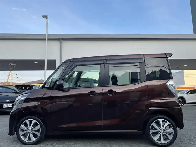 日産 デイズ ルークス ハイウェイスターX Gパッケージ 熊本県 2014(平26)年 3.8万km モカブラウンP 純正ナビ（MC-314D）/【フルセグTV/Bluetooth/CD/DVD/USB】/アラウンドビューモニター/フリップダウンモニター/両側パワースライドドア/ドライブレコーダー/ETC/ステアリングスイッチ/アイドリングストップ/プッシュスタート/オートエアコン/オートライト/フルフラットシート/ベンチシート/社外フロアマット/ウインカーミラー/取扱説明書