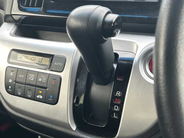 ホンダ Ｎ ＷＧＮ G Lパッケージ 東京都 2017(平29)年 6.1万km 青 純正インターナビ「VXM-174CSi」（ワンセグTV/Bluetooth接続可/AM/FMラジオ/CD再生）/ECON/バックカメラ/ビルトインETC/USB入力端子/スマートキー（プッシュスタート）/純正フロアマット/オートエアコン/横滑り防止装置/保証書/取扱説明書