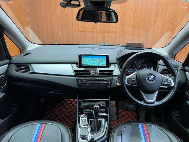 ＢＭＷ ２１８ｄ グランツアラー 千葉県 2016(平28)年 4.8万km 赤 コンフォートＰＫＧ　/ＡＣＣ　/ナビ　/ＴＶ　/Ｂｌｕｅｔｏｏｔｈ接続　/リアモニター　/Ｂカメラ　/電動リアゲート　/コンフォートアクセス　/衝突軽減Ｂ　/ＬＫＡ　/ＰＤＣ　/ミラー内臓ＥＴＣ　/ＬＥＤヘッドライト/禁煙車