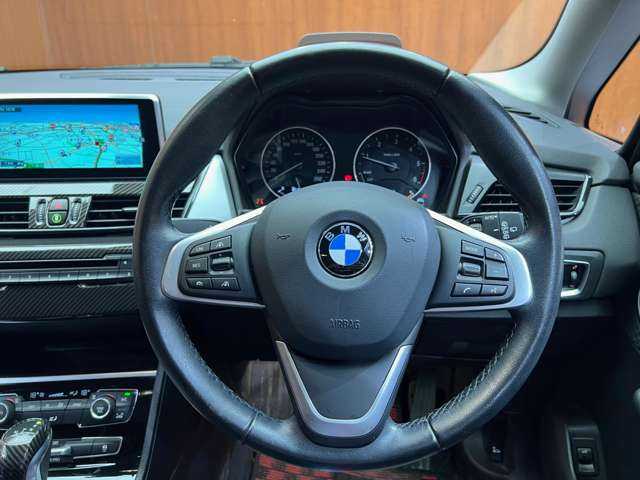 ＢＭＷ ２１８ｄ グランツアラー 千葉県 2016(平28)年 4.8万km 赤 コンフォートＰＫＧ　/ＡＣＣ　/ナビ　/ＴＶ　/Ｂｌｕｅｔｏｏｔｈ接続　/リアモニター　/Ｂカメラ　/電動リアゲート　/コンフォートアクセス　/衝突軽減Ｂ　/ＬＫＡ　/ＰＤＣ　/ミラー内臓ＥＴＣ　/ＬＥＤヘッドライト/禁煙車