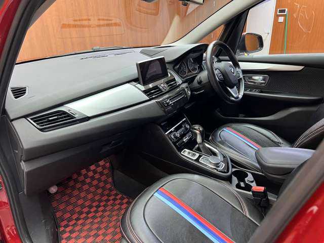 ＢＭＷ ２１８ｄ グランツアラー 千葉県 2016(平28)年 4.8万km 赤 コンフォートＰＫＧ　/ＡＣＣ　/ナビ　/ＴＶ　/Ｂｌｕｅｔｏｏｔｈ接続　/リアモニター　/Ｂカメラ　/電動リアゲート　/コンフォートアクセス　/衝突軽減Ｂ　/ＬＫＡ　/ＰＤＣ　/ミラー内臓ＥＴＣ　/ＬＥＤヘッドライト/禁煙車