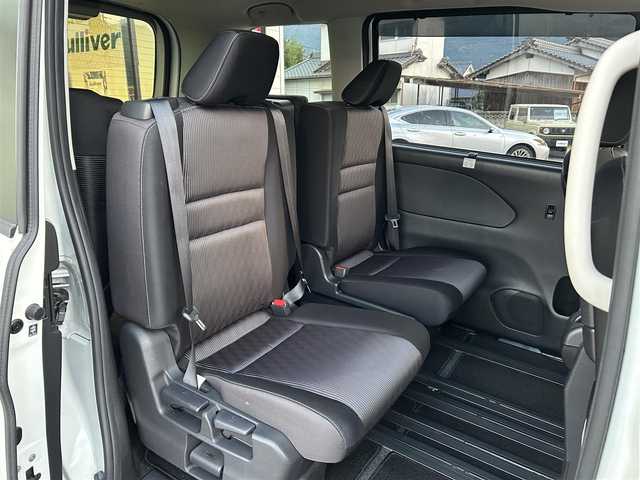 日産 セレナ ハイウェイスター V 愛媛県 2019(令1)年 10.7万km ブリリアントホワイトパール carrozzeria7型ナビ(ワンセグＴＶ/Bluetooth)/全周囲カメラ/両側電動スライド/プロパイロット/衝突被害軽減装置/車線逸脱防止装置/前後ドライブレコーダー/ブラインドスポットモニター/クリアランスソナー/パーキングアシスト/ETC2.0/電動パーキングブレーキ/LEDヘッドライト/オートライト/アイドリングストップ/現状サマー(純正AW)(195/60/R16)/DUNLOP ENASAVE RV505